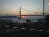 会場から望む明石海峡大橋、夕日が綺麗です！